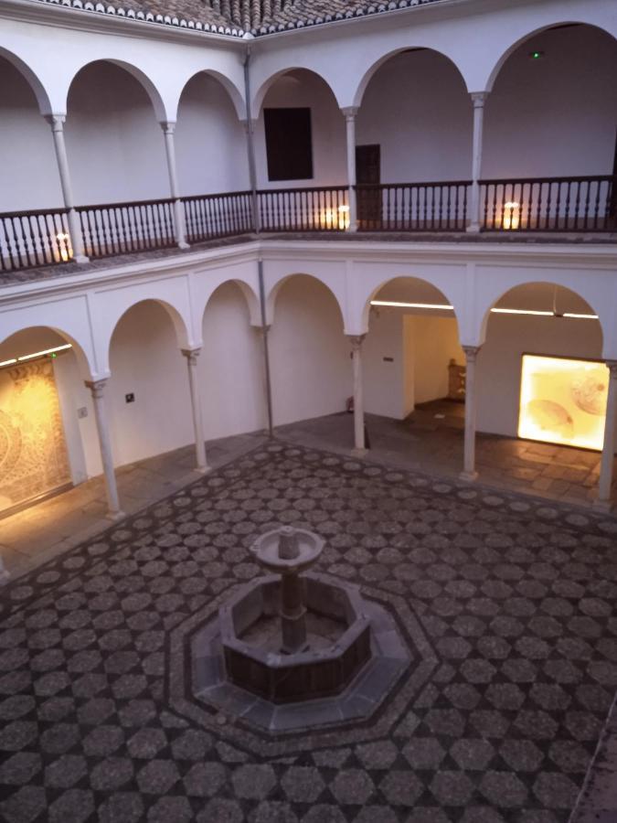 Bonito Ap Centrico Patio Wifi Parking Gratis. Apartment Granada Ngoại thất bức ảnh